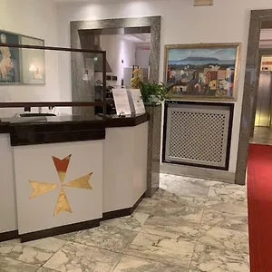 Отель Croce Di Malta
